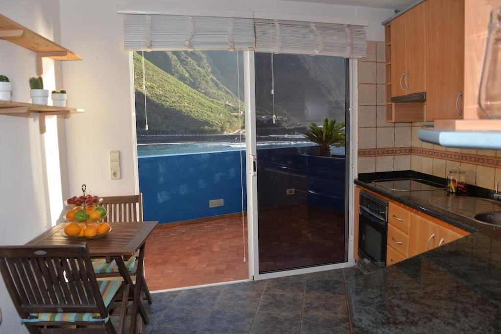 Beachfront Apartment - Tacoronte Santa Cruz de Tenerife Exterior photo